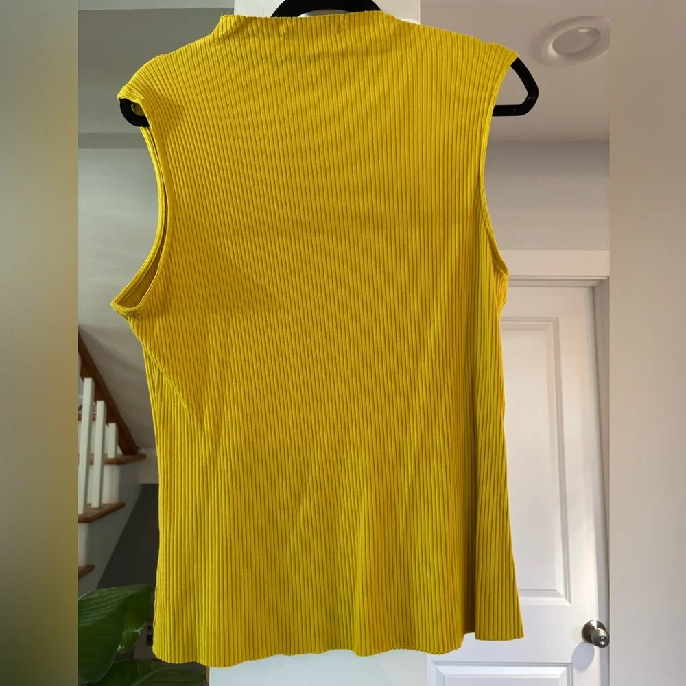 Anthropologie eri + ali Yellow Ribbed Mock Neck Tank Top - Size XL - Picture 2 of 4